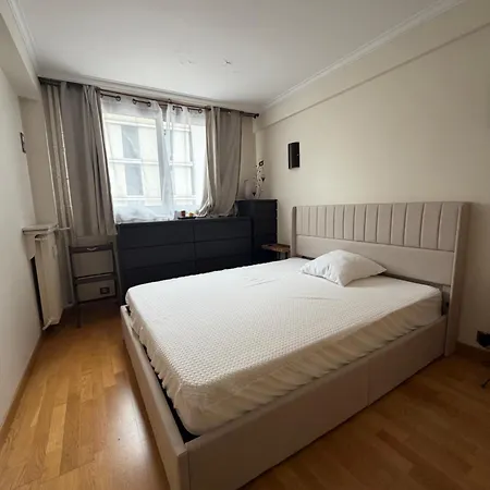 Tour Eiffel Saint Charles Apartman Párizs
